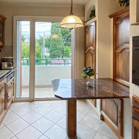 Lägenhet Gorgeous In With Kitchen La Ciotat